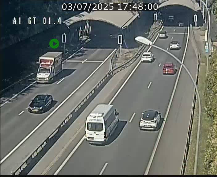 Traffic live webcam Luxembourg Hesperange - A1 direction Kirchberg - BK 1.4