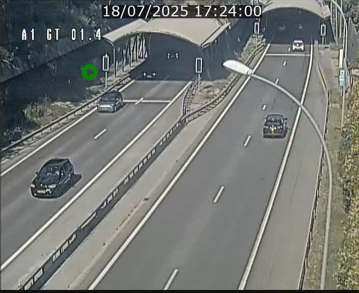 Traffic live webcam Luxembourg Hesperange - A1 direction Kirchberg - BK 1.4