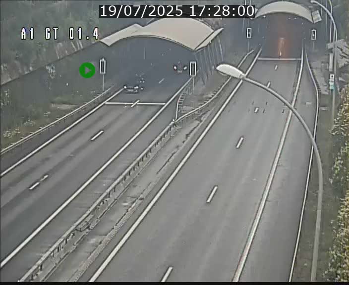 Traffic live webcam Luxembourg Hesperange - A1 direction Kirchberg - BK 1.4