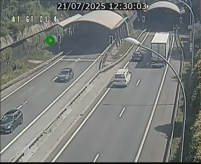 Traffic live webcam Luxembourg Hesperange - A1 direction Kirchberg - BK 1.4