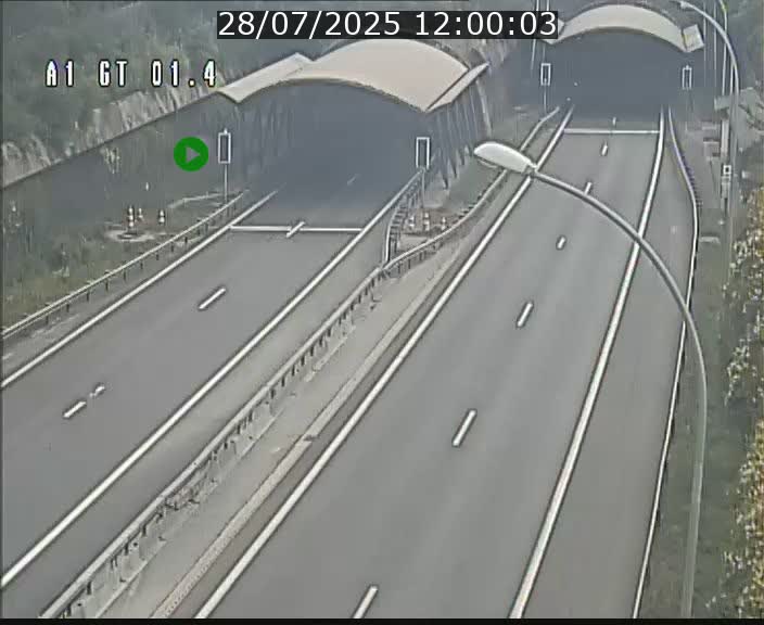 Traffic live webcam Luxembourg Hesperange - A1 direction Kirchberg - BK 1.4