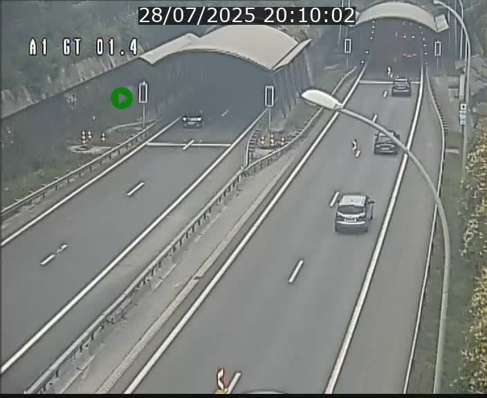 Traffic live webcam Luxembourg Hesperange - A1 direction Kirchberg - BK 1.4