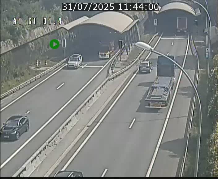 Traffic live webcam Luxembourg Hesperange - A1 direction Kirchberg - BK 1.4
