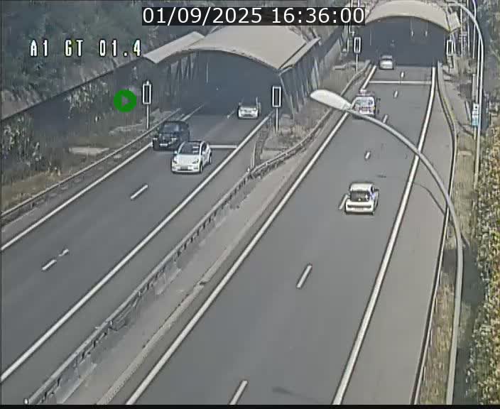 Traffic live webcam Luxembourg Hesperange - A1 direction Kirchberg - BK 1.4