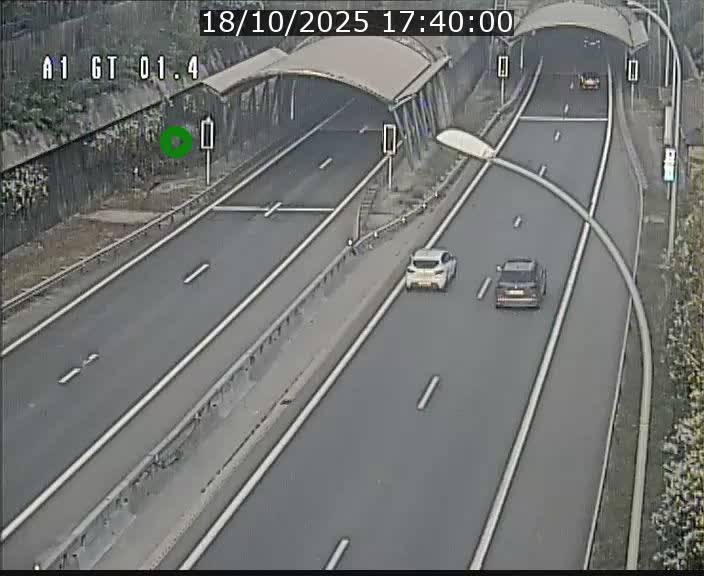 Traffic live webcam Luxembourg Hesperange - A1 direction Kirchberg - BK 1.4