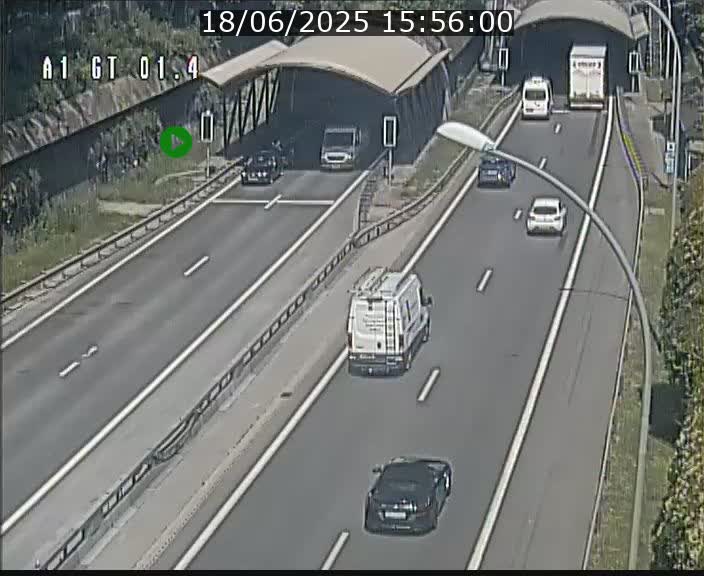 <h2>Traffic live webcam Luxembourg Hesperange - A1 direction Kirchberg - BK 1.4</h2>