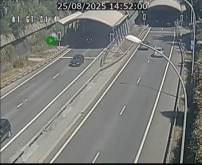 <h2>Traffic live webcam Luxembourg Hesperange - A1 direction Kirchberg - BK 1.4</h2>