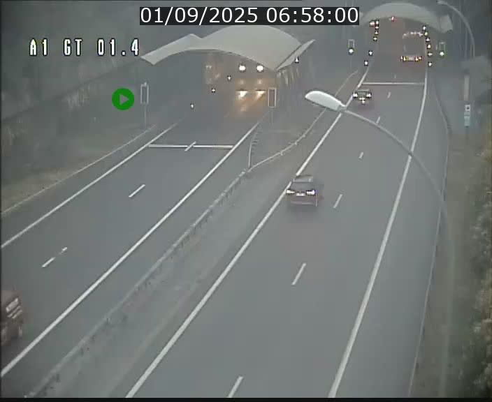 <h2>Traffic live webcam Luxembourg Hesperange - A1 direction Kirchberg - BK 1.4</h2>