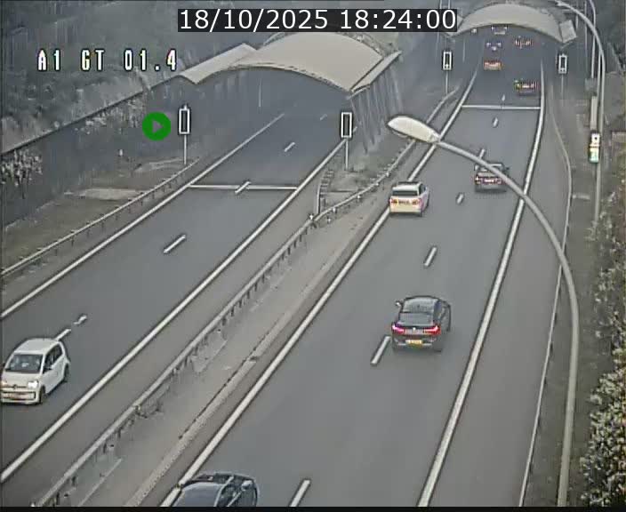 <h2>Traffic live webcam Luxembourg Hesperange - A1 direction Kirchberg - BK 1.4</h2>