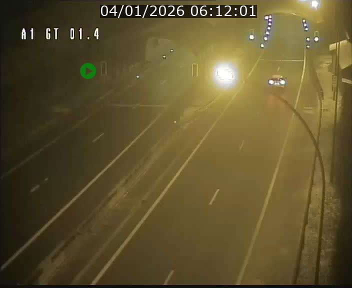 <h2>Traffic live webcam Luxembourg Hesperange - A1 direction Kirchberg - BK 1.4</h2>