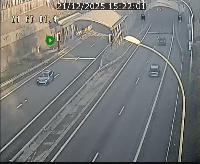 Traffic live webcam Luxembourg Hesperange - A1 direction Kirchberg - BK 1.4
