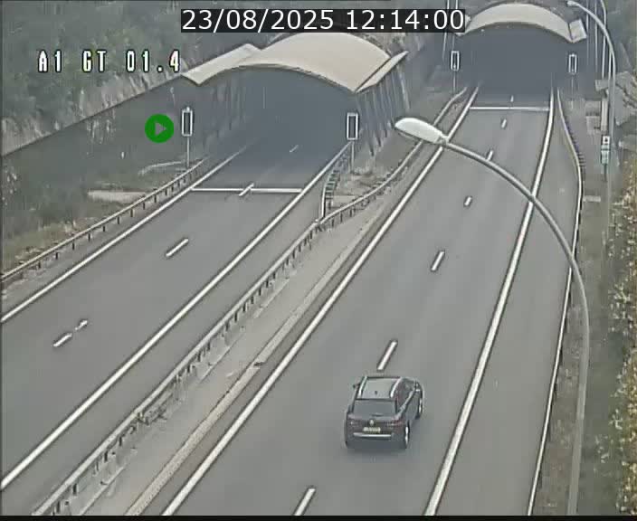 <h2>Traffic live webcam Luxembourg Hesperange - A1 direction Kirchberg - BK 1.4</h2>