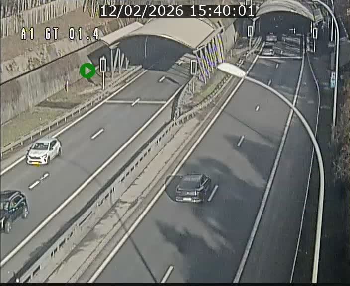 <h2>Traffic live webcam Luxembourg Hesperange - A1 direction Kirchberg - BK 1.4</h2>
