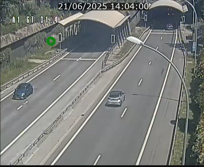 <h2>Traffic live webcam Luxembourg Hesperange - A1 direction Kirchberg - BK 1.4</h2>