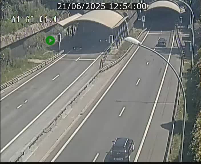 <h2>Traffic live webcam Luxembourg Hesperange - A1 direction Kirchberg - BK 1.4</h2>