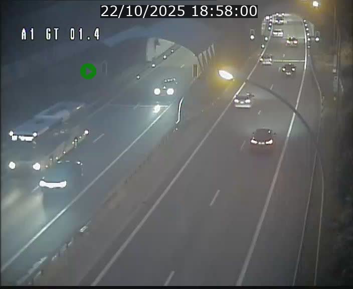 <h2>Traffic live webcam Luxembourg Hesperange - A1 direction Kirchberg - BK 1.4</h2>