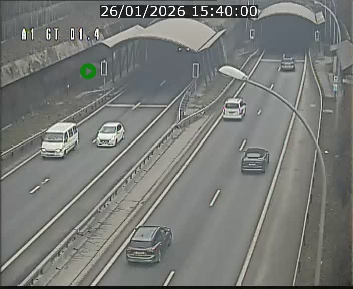 <h2>Traffic live webcam Luxembourg Hesperange - A1 direction Kirchberg - BK 1.4</h2>