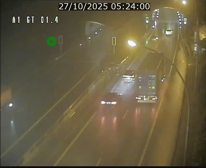 <h2>Traffic live webcam Luxembourg Hesperange - A1 direction Kirchberg - BK 1.4</h2>