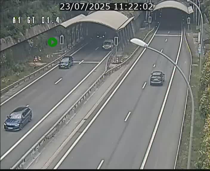 <h2>Traffic live webcam Luxembourg Hesperange - A1 direction Kirchberg - BK 1.4</h2>