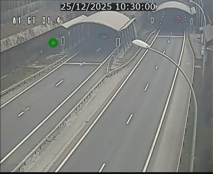 <h2>Traffic live webcam Luxembourg Hesperange - A1 direction Kirchberg - BK 1.4</h2>
