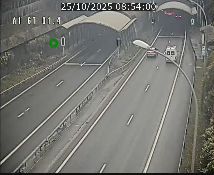 <h2>Traffic live webcam Luxembourg Hesperange - A1 direction Kirchberg - BK 1.4</h2>