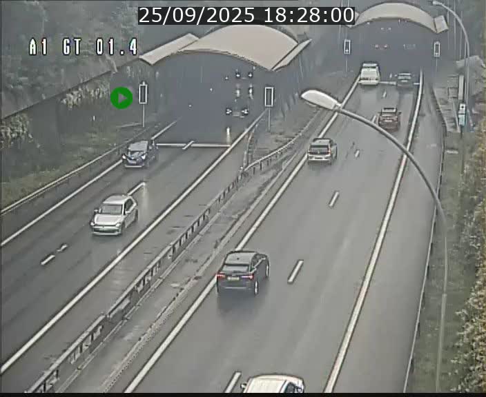<h2>Traffic live webcam Luxembourg Hesperange - A1 direction Kirchberg - BK 1.4</h2>