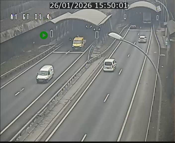 <h2>Traffic live webcam Luxembourg Hesperange - A1 direction Kirchberg - BK 1.4</h2>
