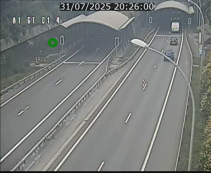 <h2>Traffic live webcam Luxembourg Hesperange - A1 direction Kirchberg - BK 1.4</h2>