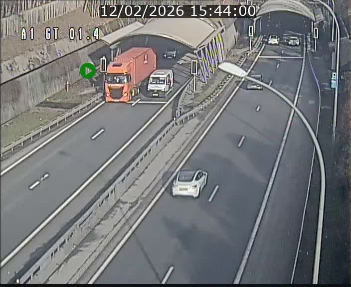 <h2>Traffic live webcam Luxembourg Hesperange - A1 direction Kirchberg - BK 1.4</h2>