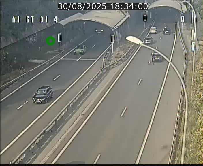 <h2>Traffic live webcam Luxembourg Hesperange - A1 direction Kirchberg - BK 1.4</h2>