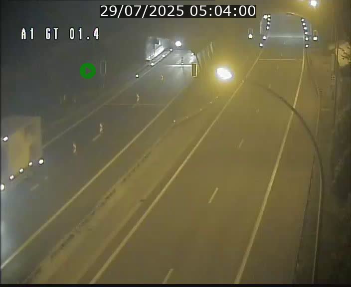 <h2>Traffic live webcam Luxembourg Hesperange - A1 direction Kirchberg - BK 1.4</h2>