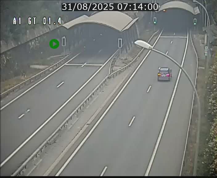 <h2>Traffic live webcam Luxembourg Hesperange - A1 direction Kirchberg - BK 1.4</h2>
