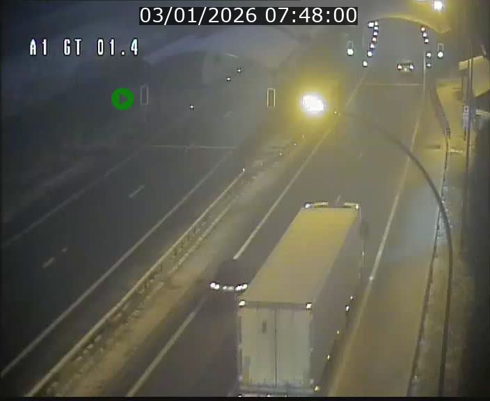 <h2>Traffic live webcam Luxembourg Hesperange - A1 direction Kirchberg - BK 1.4</h2>