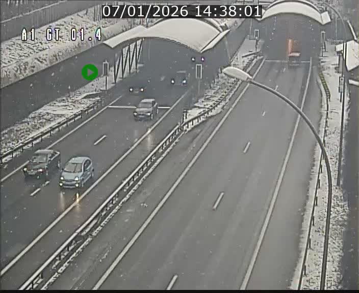 <h2>Traffic live webcam Luxembourg Hesperange - A1 direction Kirchberg - BK 1.4</h2>