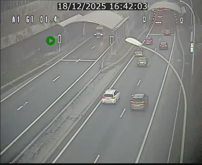 <h2>Traffic live webcam Luxembourg Hesperange - A1 direction Kirchberg - BK 1.4</h2>