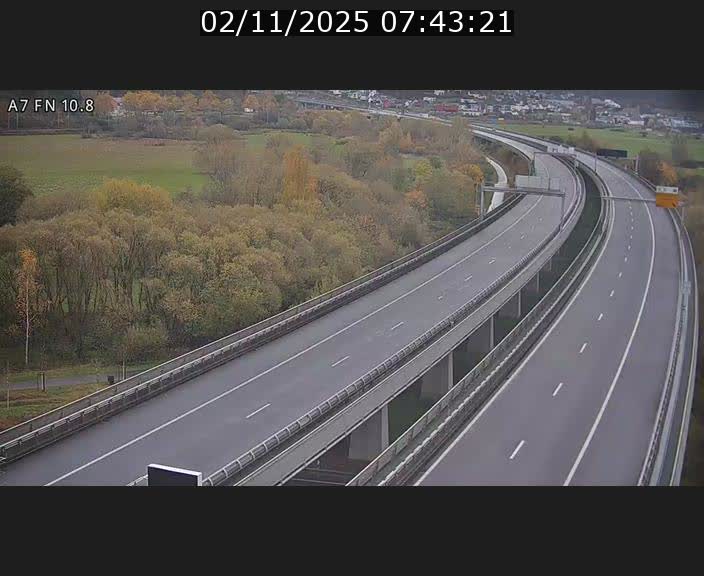 <h2>Caméra trafic Luxembourg - A7, Tunnel Gousselerbierg, sortie sud, direction rond-point Lorentzweiler (BK 10.8)</h2>