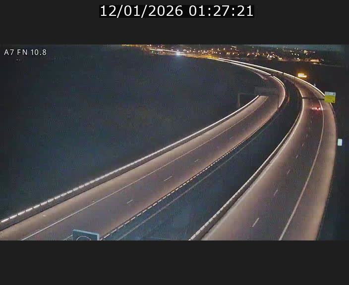 <h2>Caméra trafic Luxembourg - A7, Tunnel Gousselerbierg, sortie sud, direction rond-point Lorentzweiler (BK 10.8)</h2>