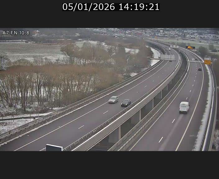 <h2>Caméra trafic Luxembourg - A7, Tunnel Gousselerbierg, sortie sud, direction rond-point Lorentzweiler (BK 10.8)</h2>