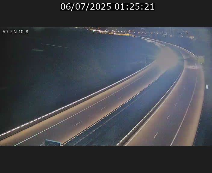 <h2>Caméra trafic Luxembourg - A7, Tunnel Gousselerbierg, sortie sud, direction rond-point Lorentzweiler (BK 10.8)</h2>
