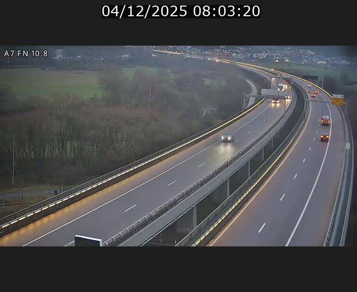 <h2>Caméra trafic Luxembourg - A7, Tunnel Gousselerbierg, sortie sud, direction rond-point Lorentzweiler (BK 10.8)</h2>