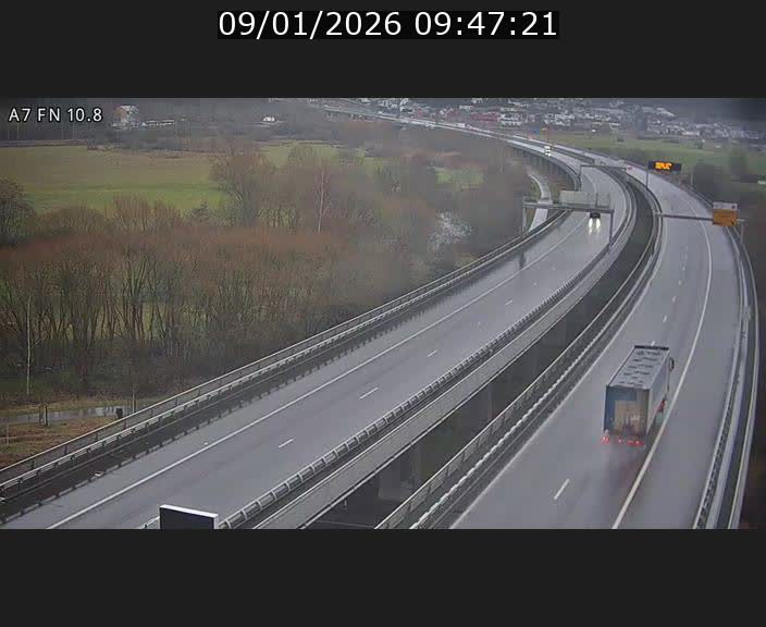 <h2>Caméra trafic Luxembourg - A7, Tunnel Gousselerbierg, sortie sud, direction rond-point Lorentzweiler (BK 10.8)</h2>