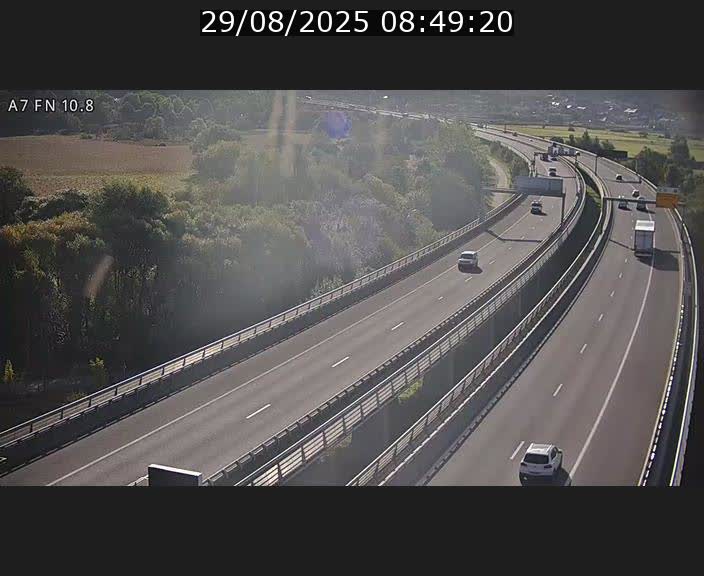 <h2>Caméra trafic Luxembourg - A7, Tunnel Gousselerbierg, sortie sud, direction rond-point Lorentzweiler (BK 10.8)</h2>