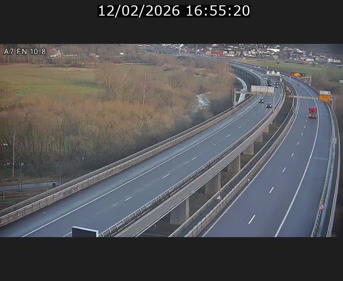 <h2>Caméra trafic Luxembourg - A7, Tunnel Gousselerbierg, sortie sud, direction rond-point Lorentzweiler (BK 10.8)</h2>