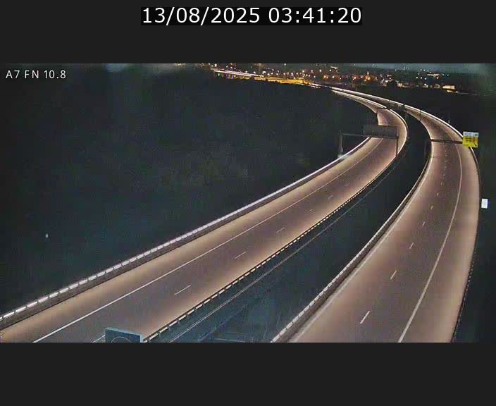 <h2>Caméra trafic Luxembourg - A7, Tunnel Gousselerbierg, sortie sud, direction rond-point Lorentzweiler (BK 10.8)</h2>