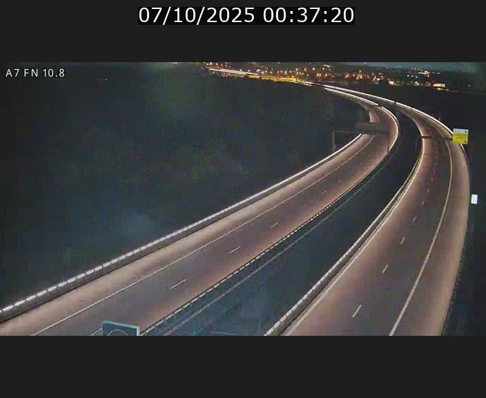 <h2>Caméra trafic Luxembourg - A7, Tunnel Gousselerbierg, sortie sud, direction rond-point Lorentzweiler (BK 10.8)</h2>