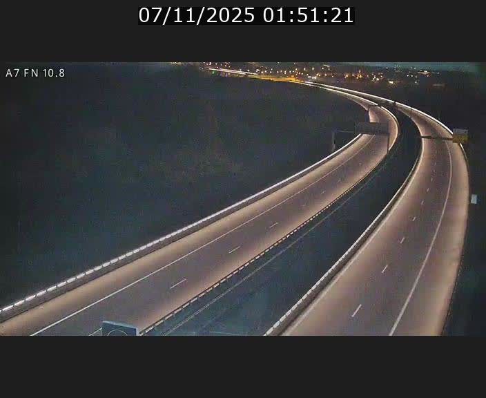 <h2>Caméra trafic Luxembourg - A7, Tunnel Gousselerbierg, sortie sud, direction rond-point Lorentzweiler (BK 10.8)</h2>