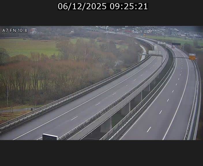 <h2>Caméra trafic Luxembourg - A7, Tunnel Gousselerbierg, sortie sud, direction rond-point Lorentzweiler (BK 10.8)</h2>