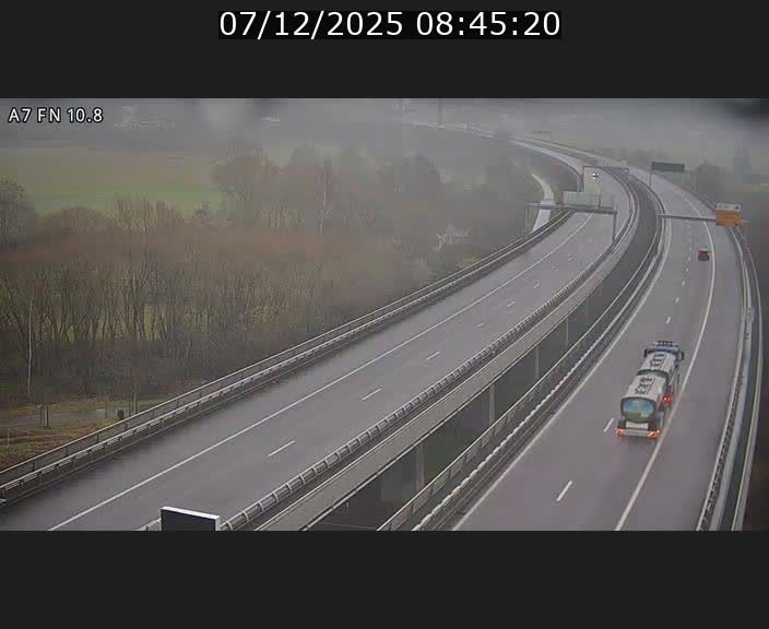 <h2>Caméra trafic Luxembourg - A7, Tunnel Gousselerbierg, sortie sud, direction rond-point Lorentzweiler (BK 10.8)</h2>