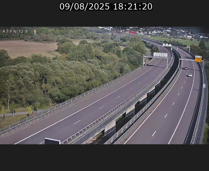 <h2>Caméra trafic Luxembourg - A7, Tunnel Gousselerbierg, sortie sud, direction rond-point Lorentzweiler (BK 10.8)</h2>