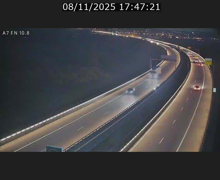 <h2>Caméra trafic Luxembourg - A7, Tunnel Gousselerbierg, sortie sud, direction rond-point Lorentzweiler (BK 10.8)</h2>